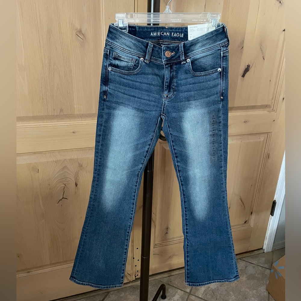 Brand NEW American Eagle Female Jeans Size 2 Short/Kick Boot Stretch Mid Rise